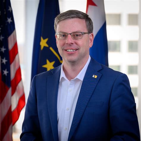 mayor of south bend indiana.
